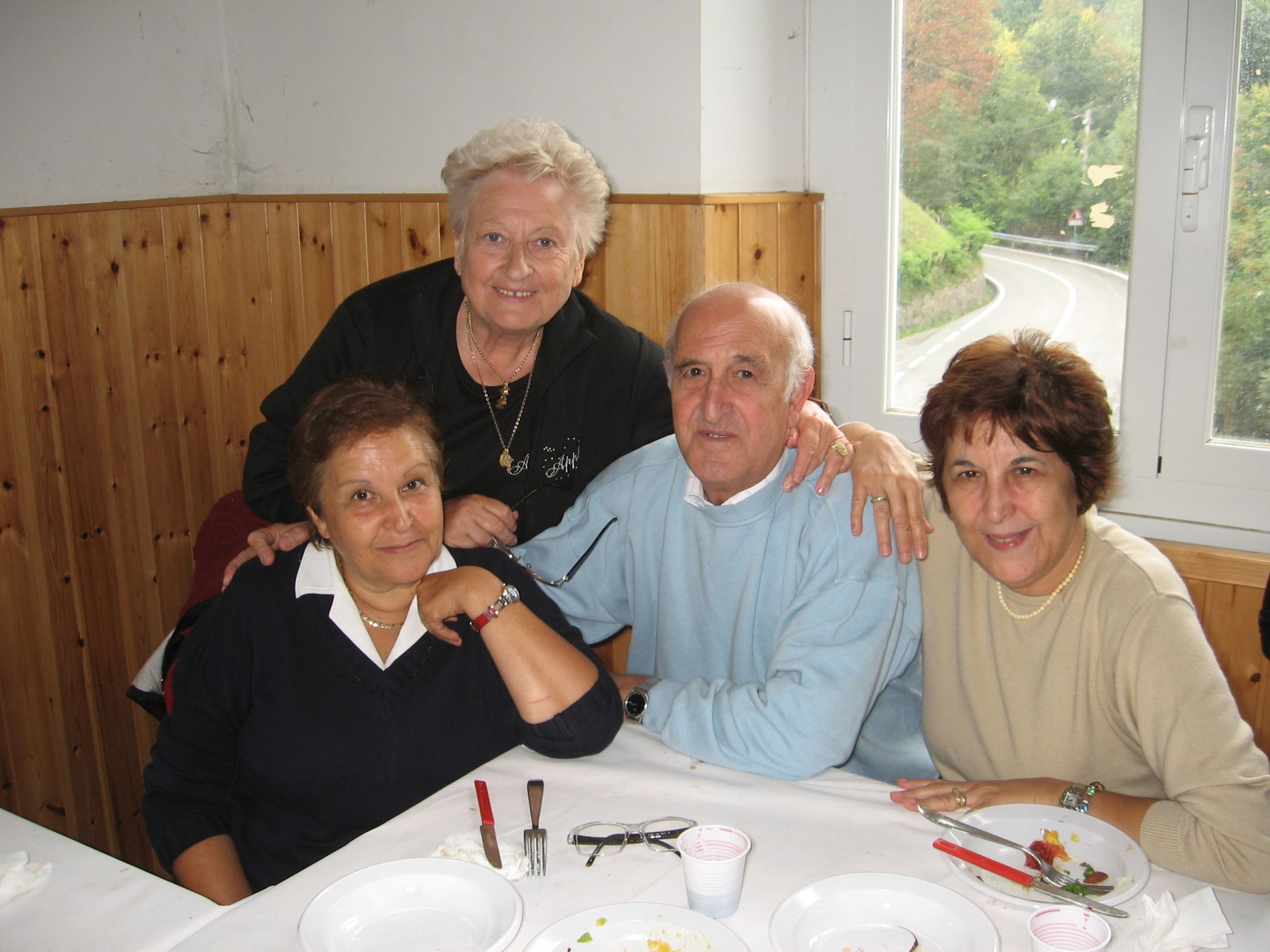 Bivacco_Persone_Impegnate_Torriglia-2009-09-20--14.13.54
