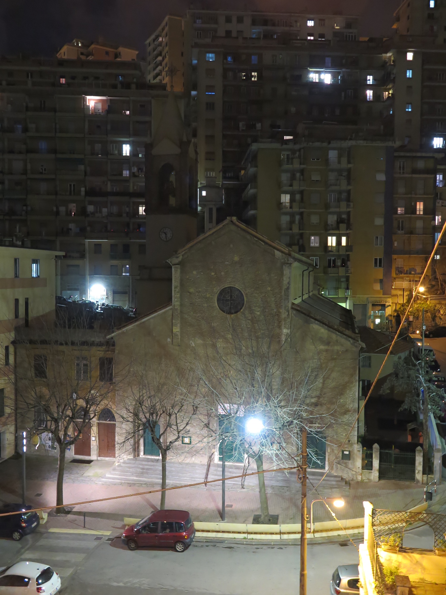 chiesa-esterno-notte-2016-03-07-22-30-04