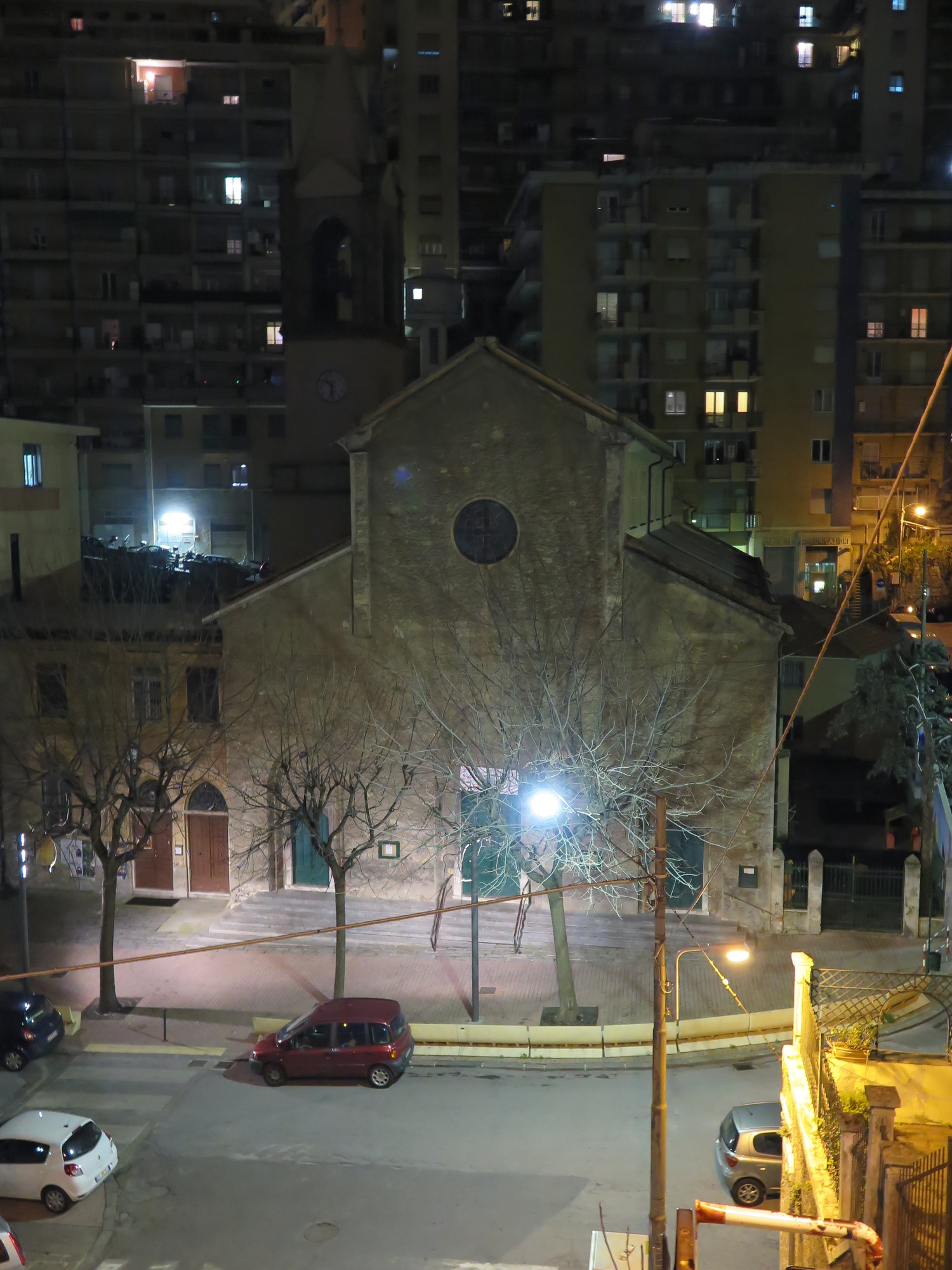 chiesa-esterno-notte-2016-03-07-22-31-02