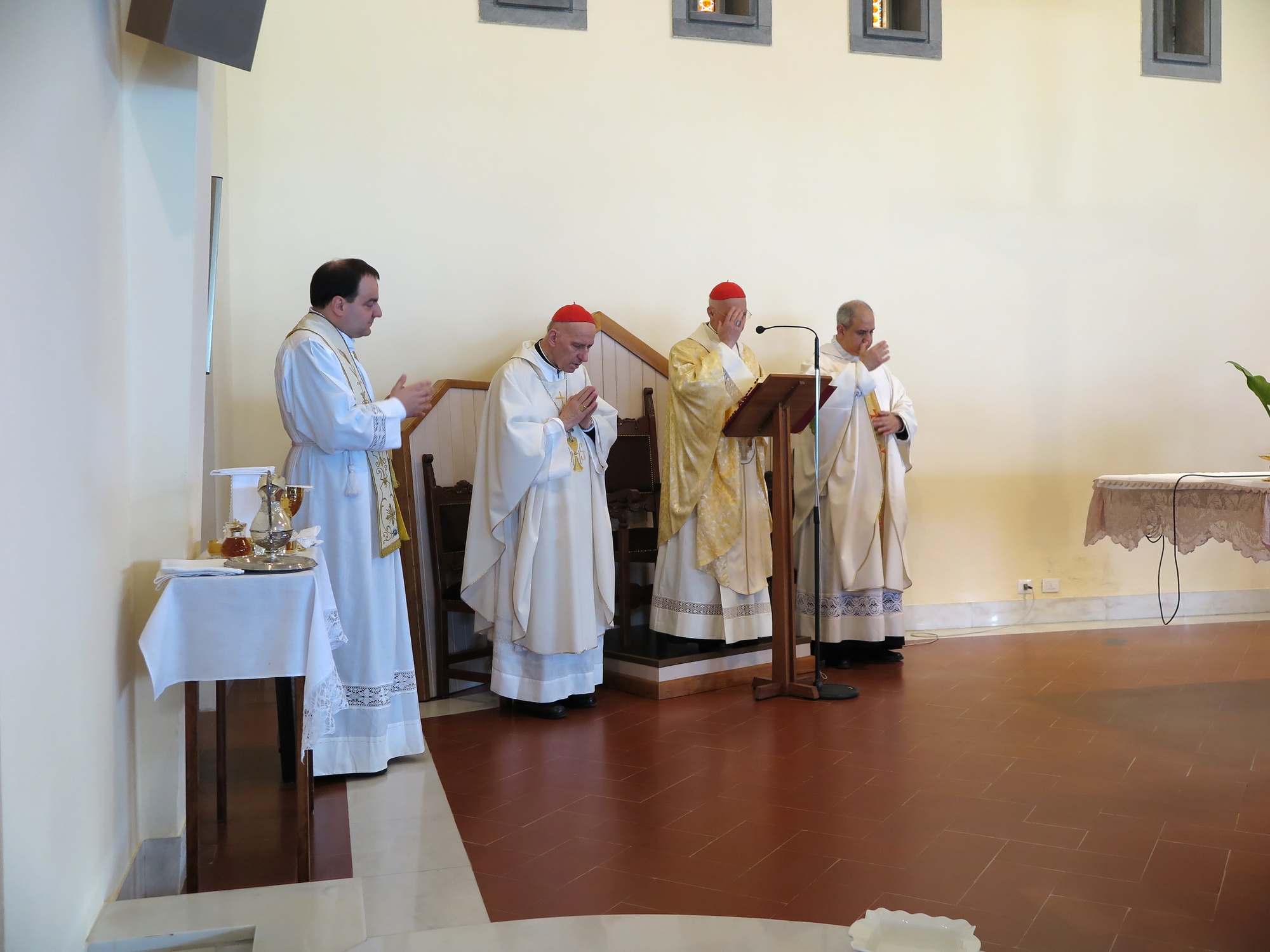 esercizi-spirituali-diocesani-poletto-bocca-di-magra-2016-04-01-11-03-49