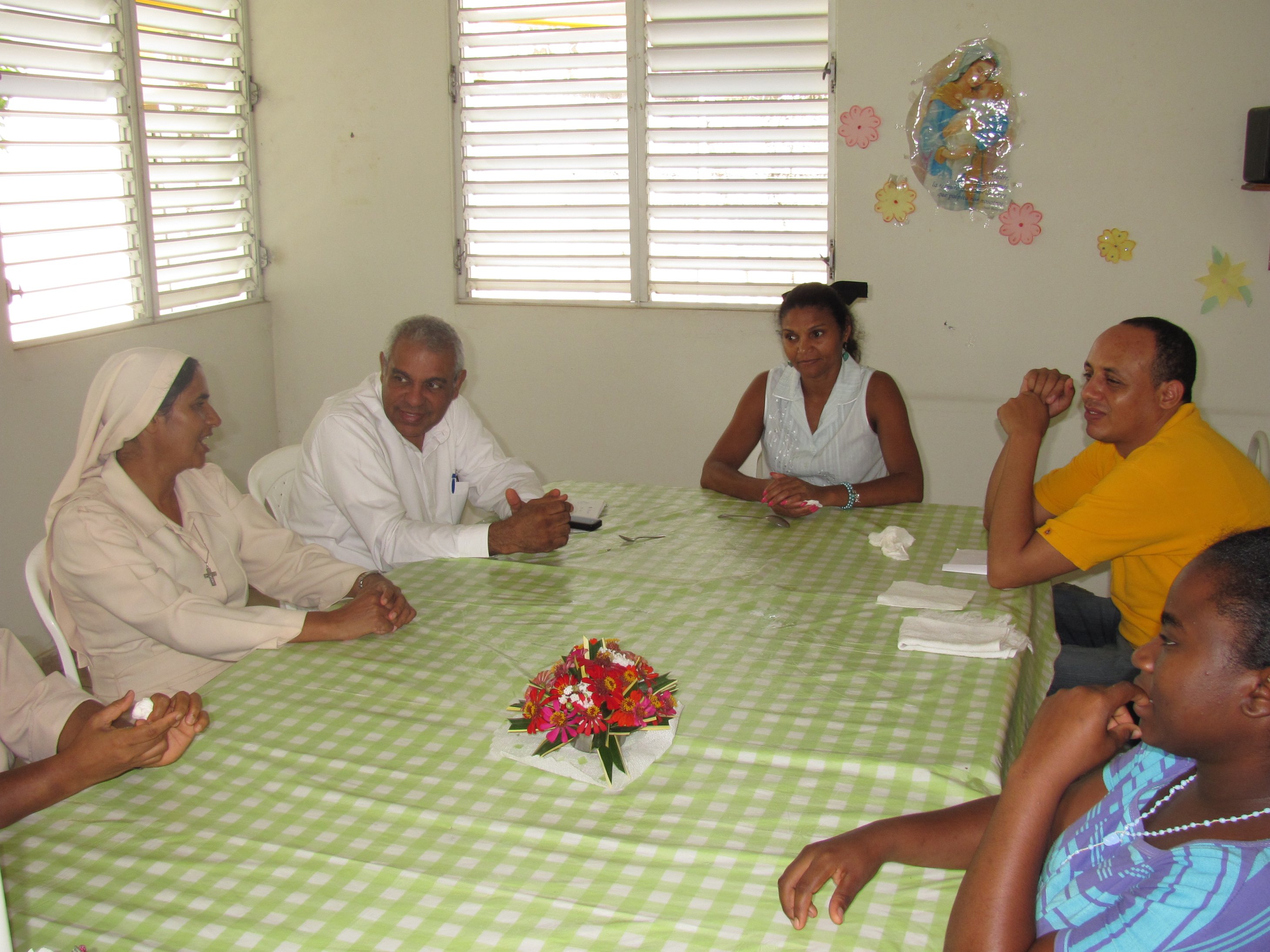 santo_domingo_almuerzo_con_padres_2012-06-28-14-29-16