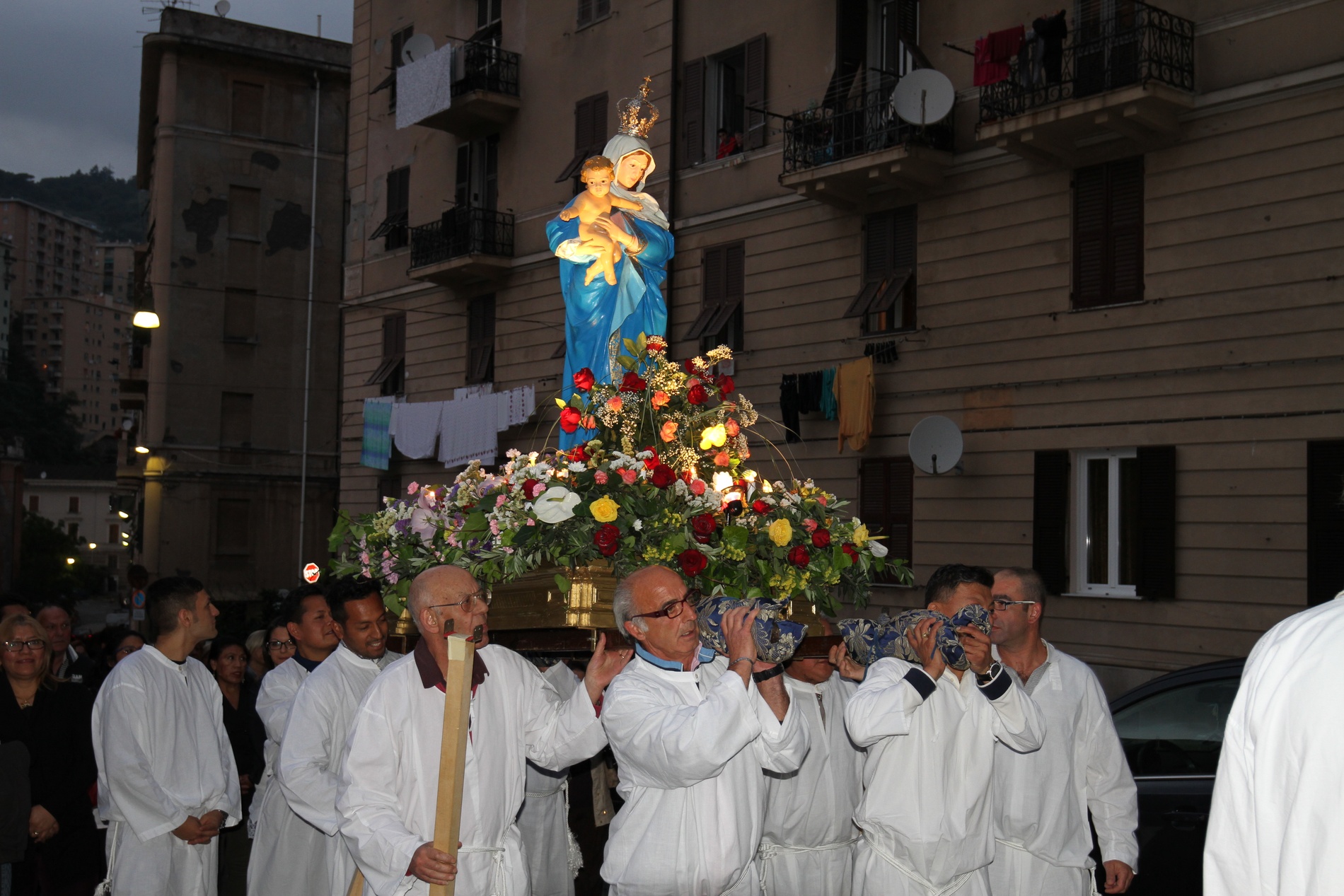 processione-madonna-2015-05-31-21-07-33