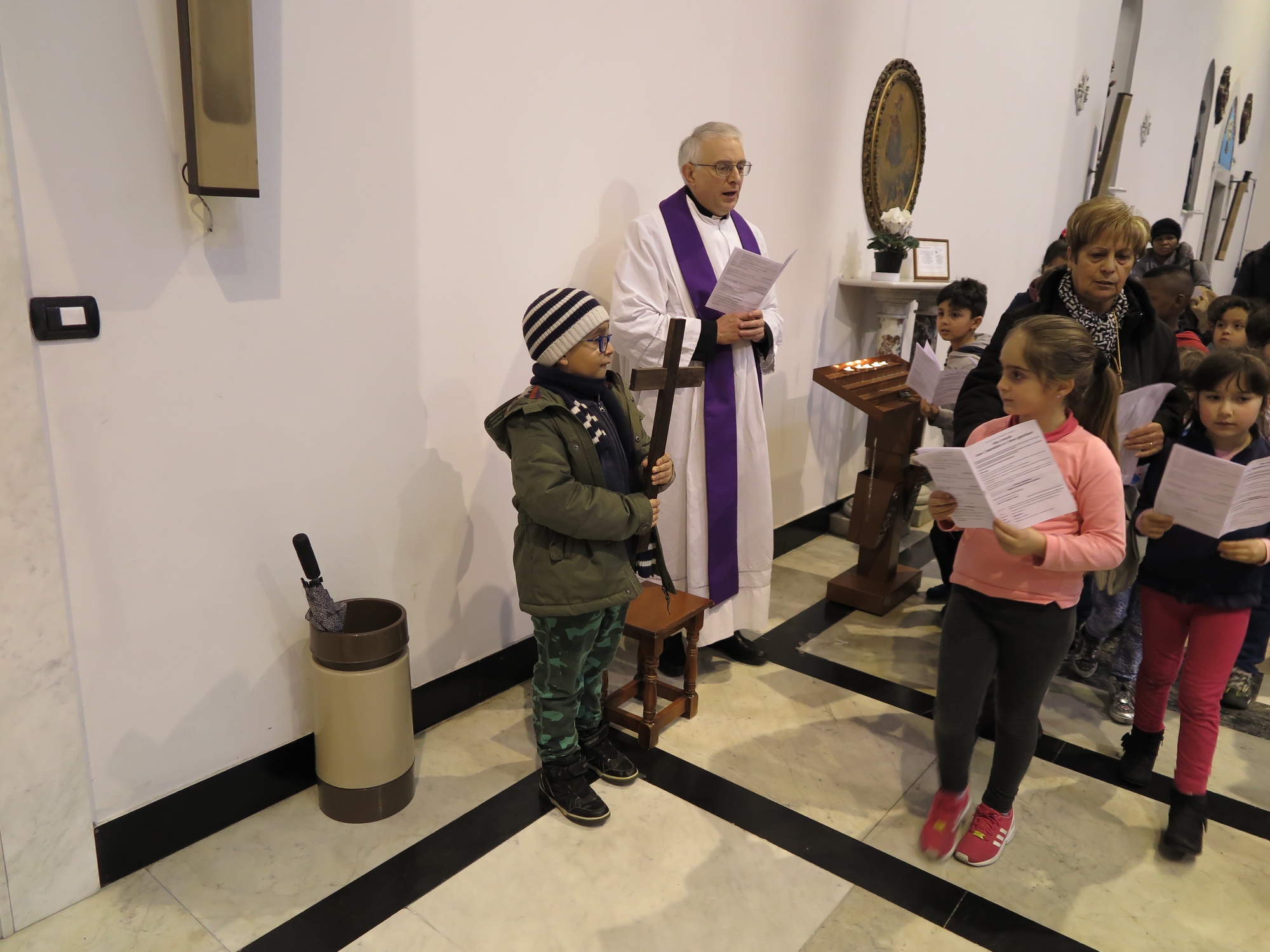 via-crucis-catechismo-2016-03-18-17-08-00