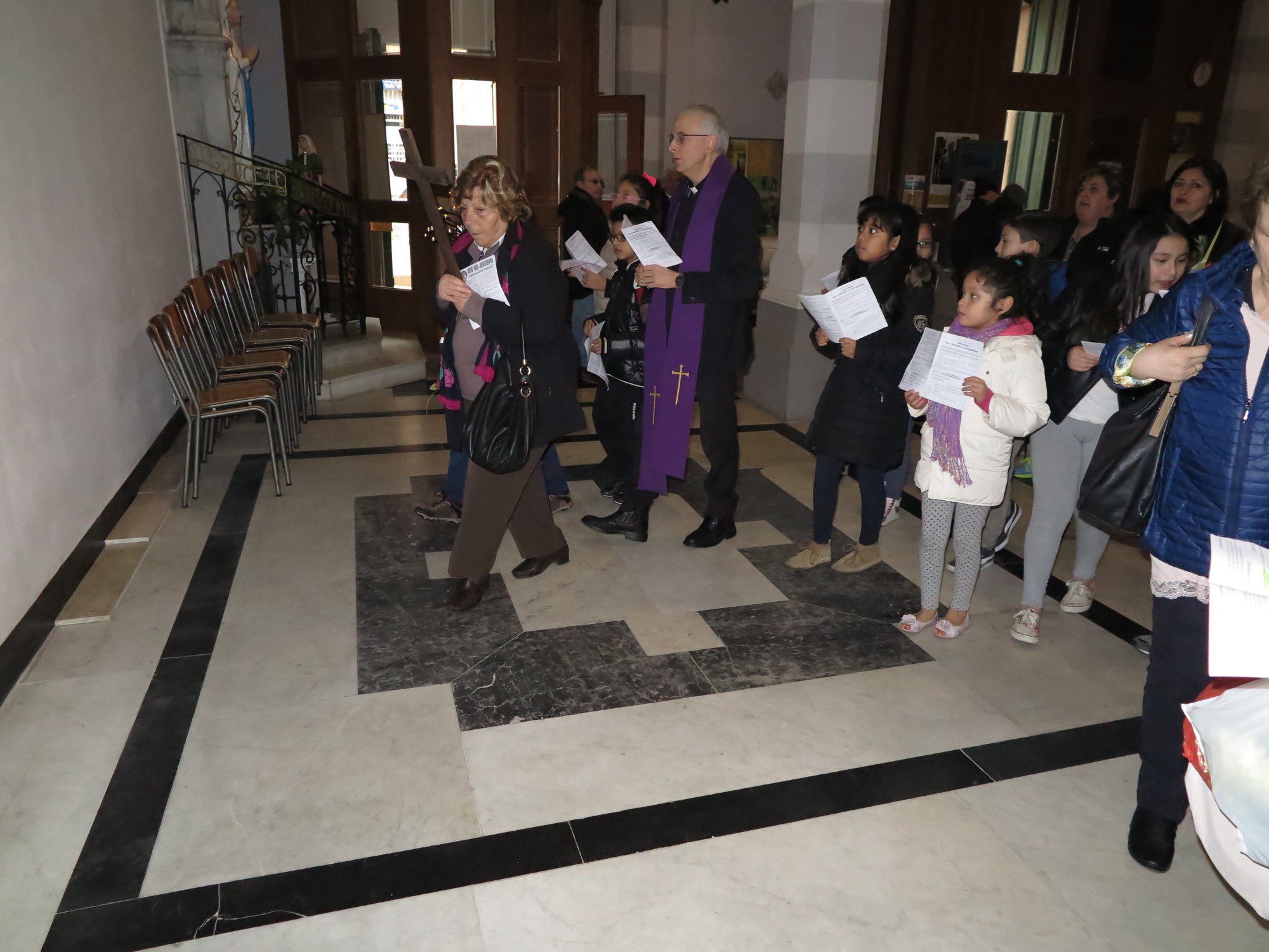 via-crucis-catechismo-2016-03-20-10-22-34
