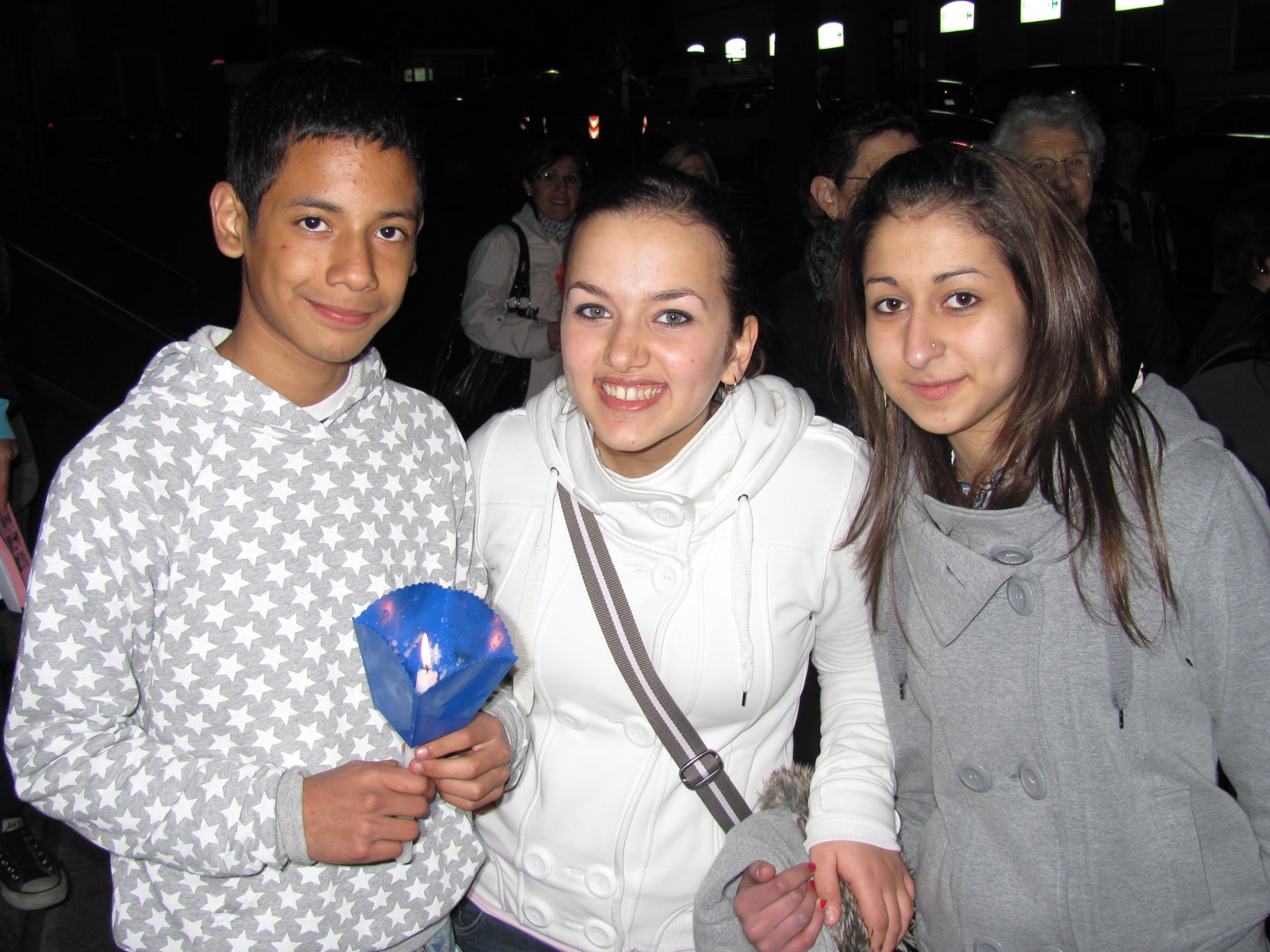 via_crucis-2011-04-15-20-12-20