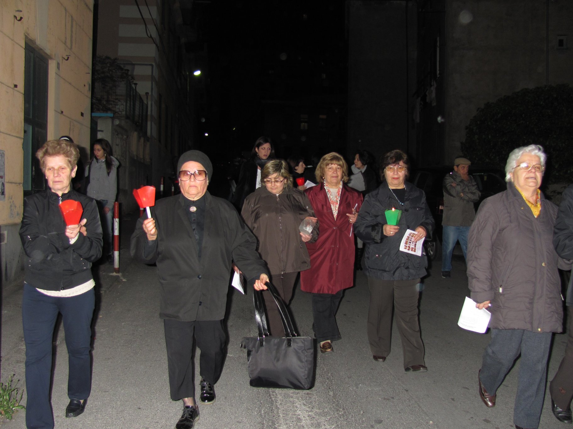 via_crucis-2011-04-15-21-54-17