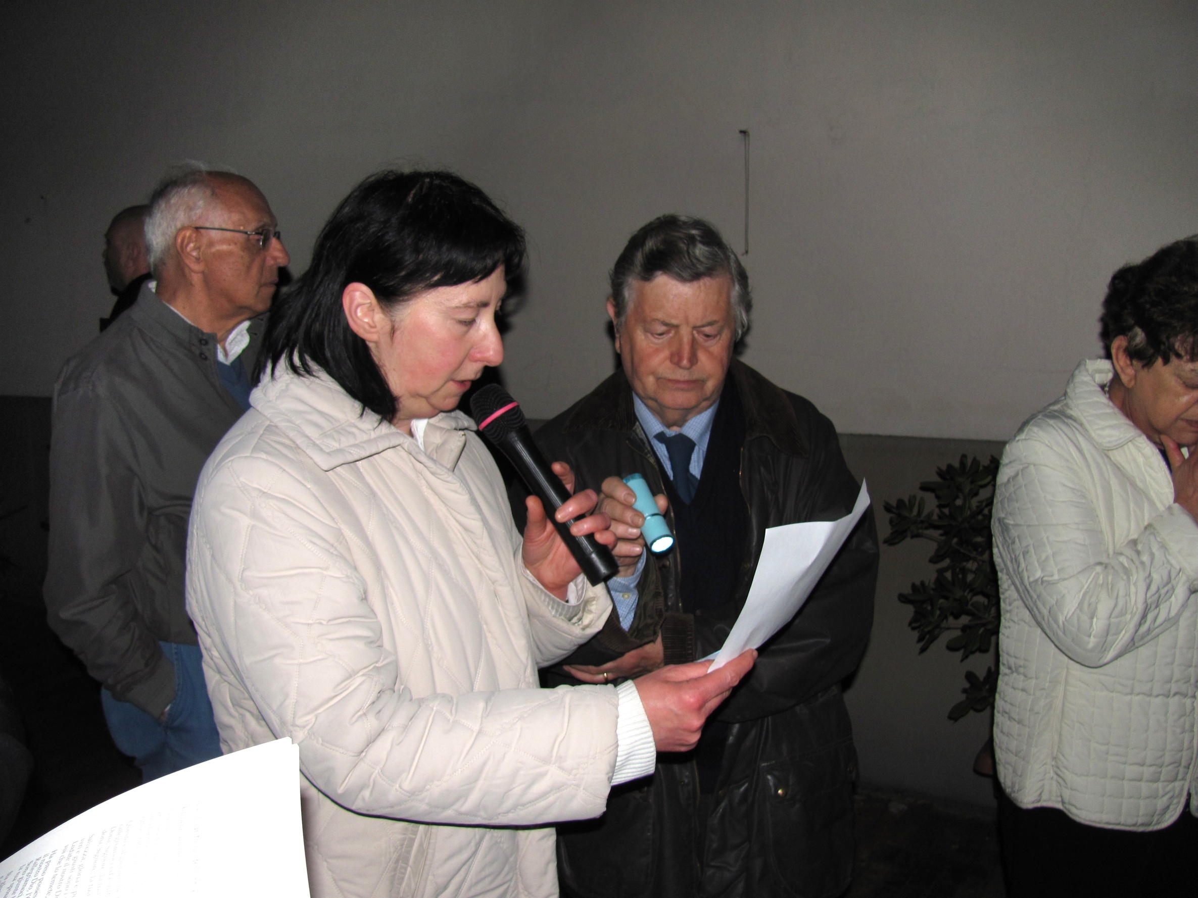 via_crucis_vicariale-2011-04-08-21-01-09