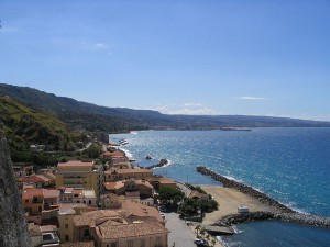 800px-Pizzo_-_Province_of_Vibo_Valentia_-_Calabria,_southern_Italy_-_8_Sept._2007