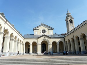 Ceranesi-santuario_della_guardia-esterno